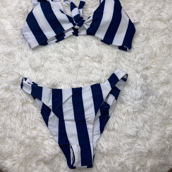 Blue and white 2 piece bikini sets. - Picture 2 of 4